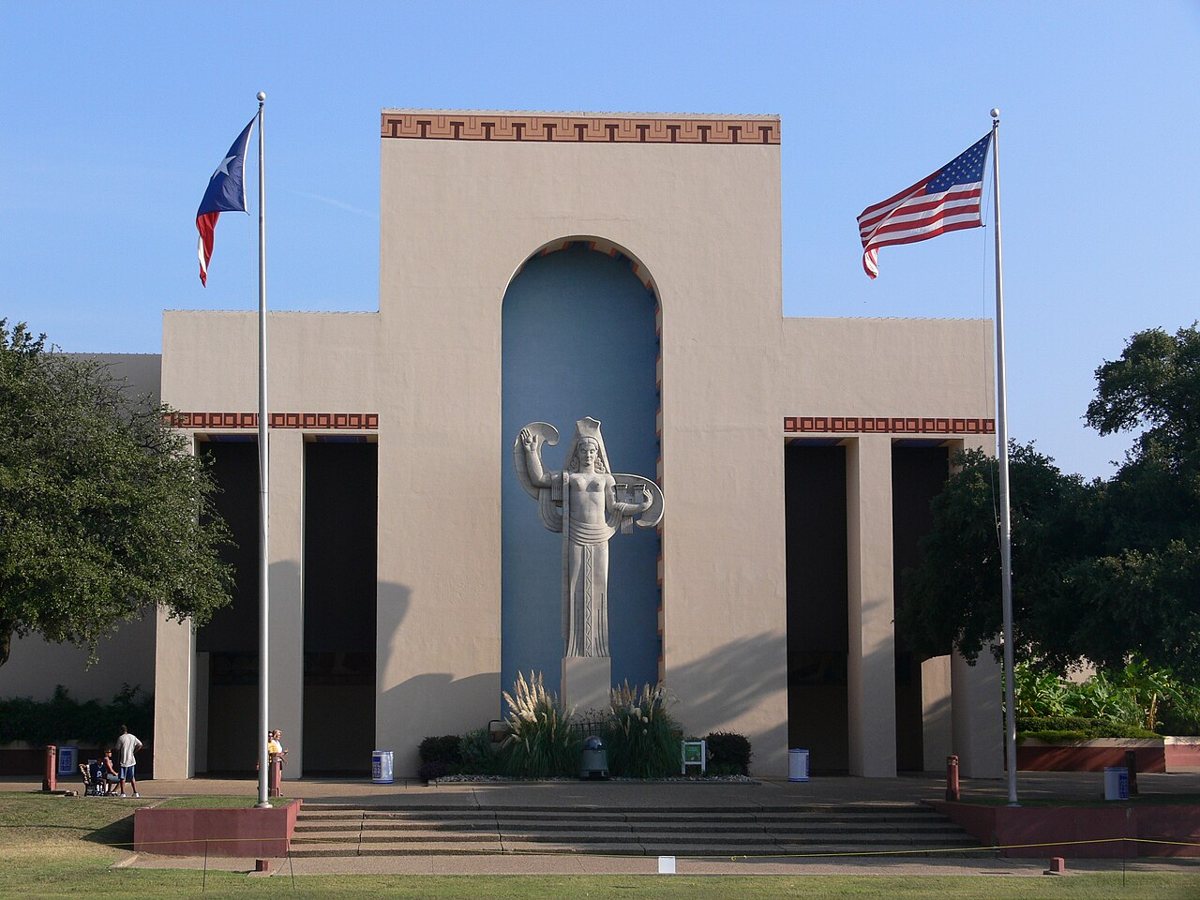 the art deco buildings at Fair Park